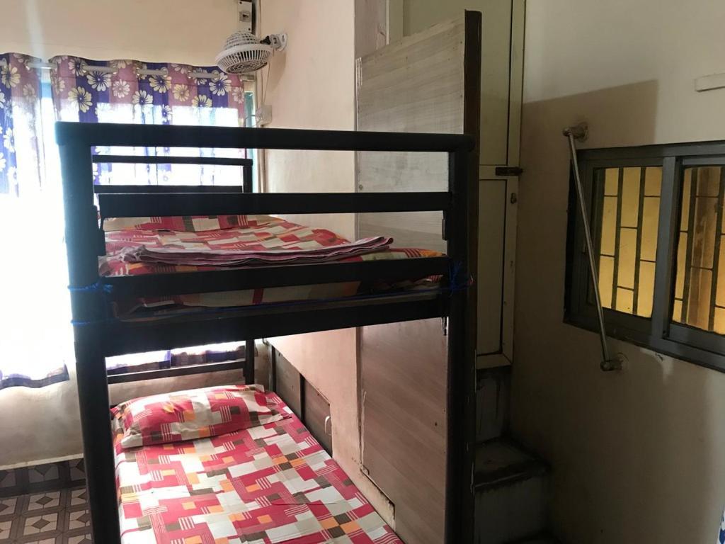 Care Dormitory Мумбаи Экстерьер фото